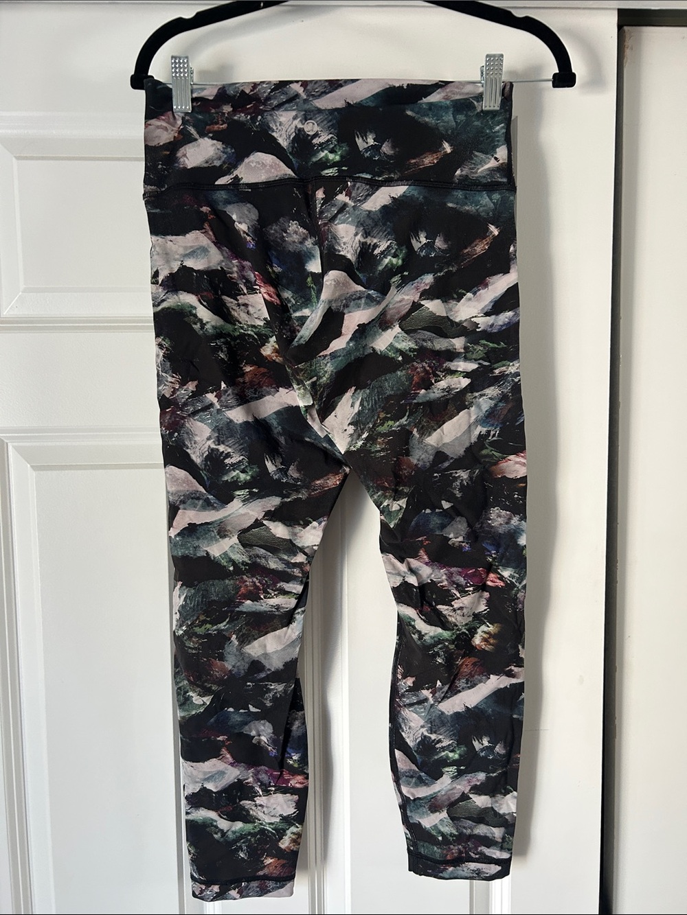 lululemon athletica Black Multicolor Abstract Print Leggings